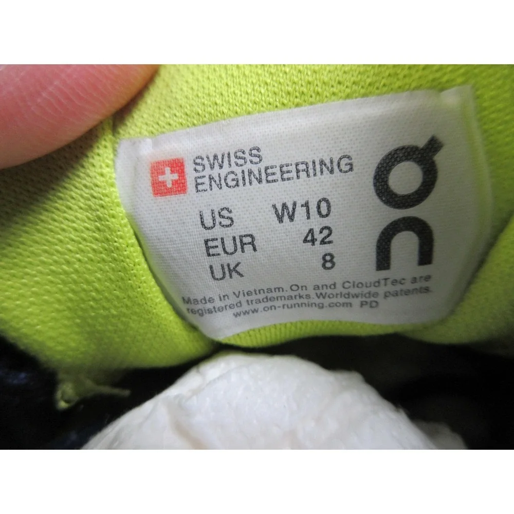 On Running Shoes Womens Size 10 Blue Mesh CloudTec Sneakers Athletic‎ Road